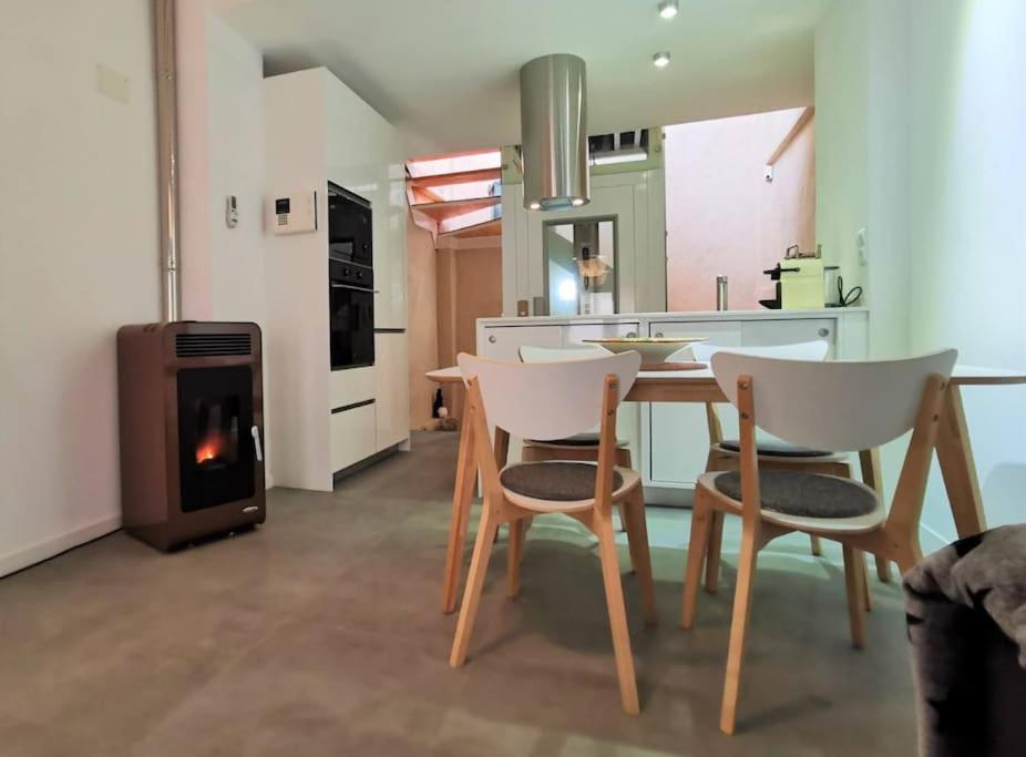 New! Renovated House With Terrace In Cambrils Villa Exterior foto